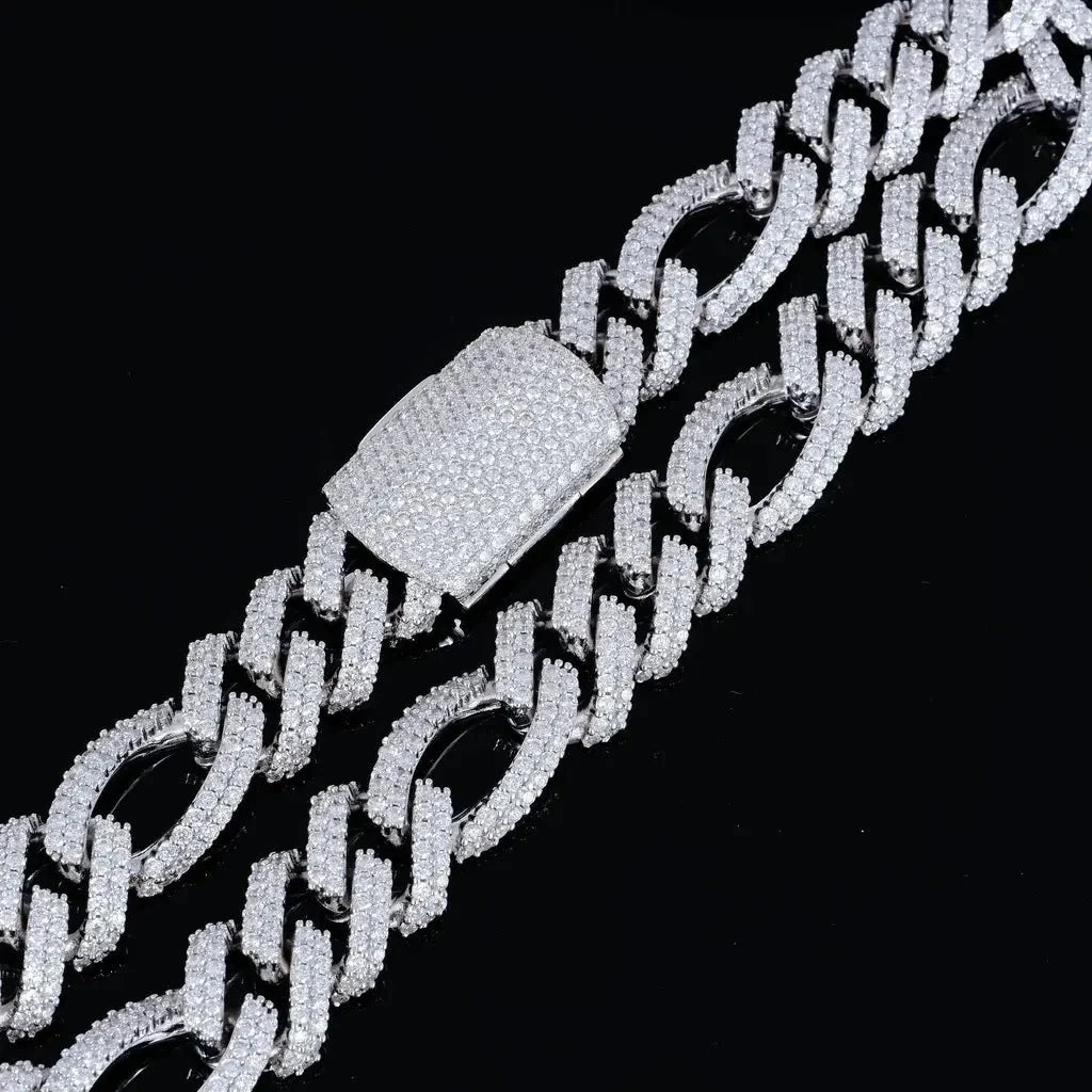 Iced Figaro Chain in White Gold - 19mm