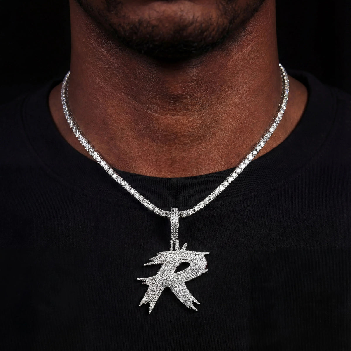 26 Ice-Spike Letter Pendant in White Gold - 45mm