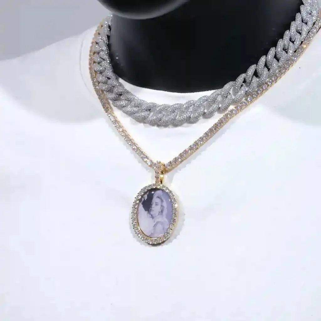 3D Oval Custom Picture Pendant