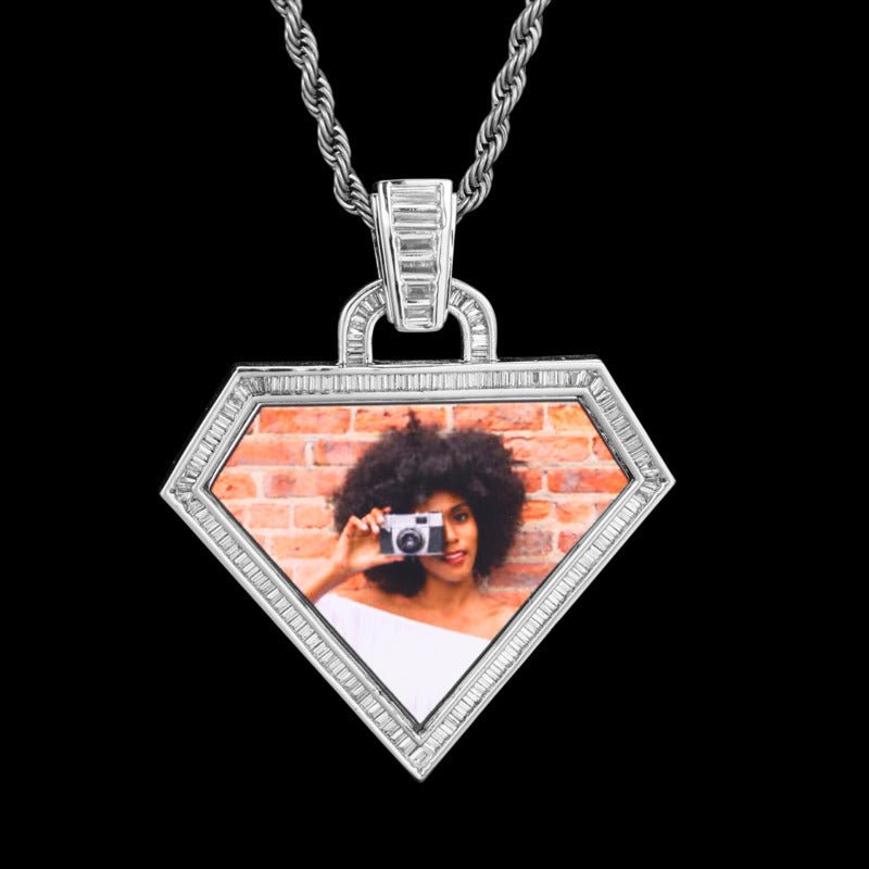 3D Diamond-Shaped Photo Pendant - 50mm