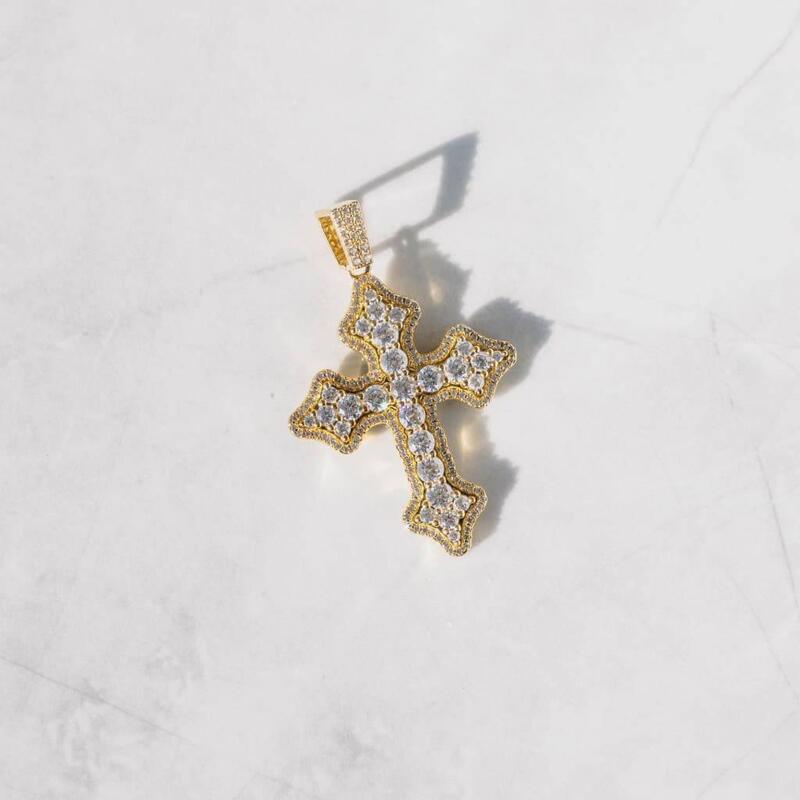 Medium Eternity Cross Pendant in Yellow Gold