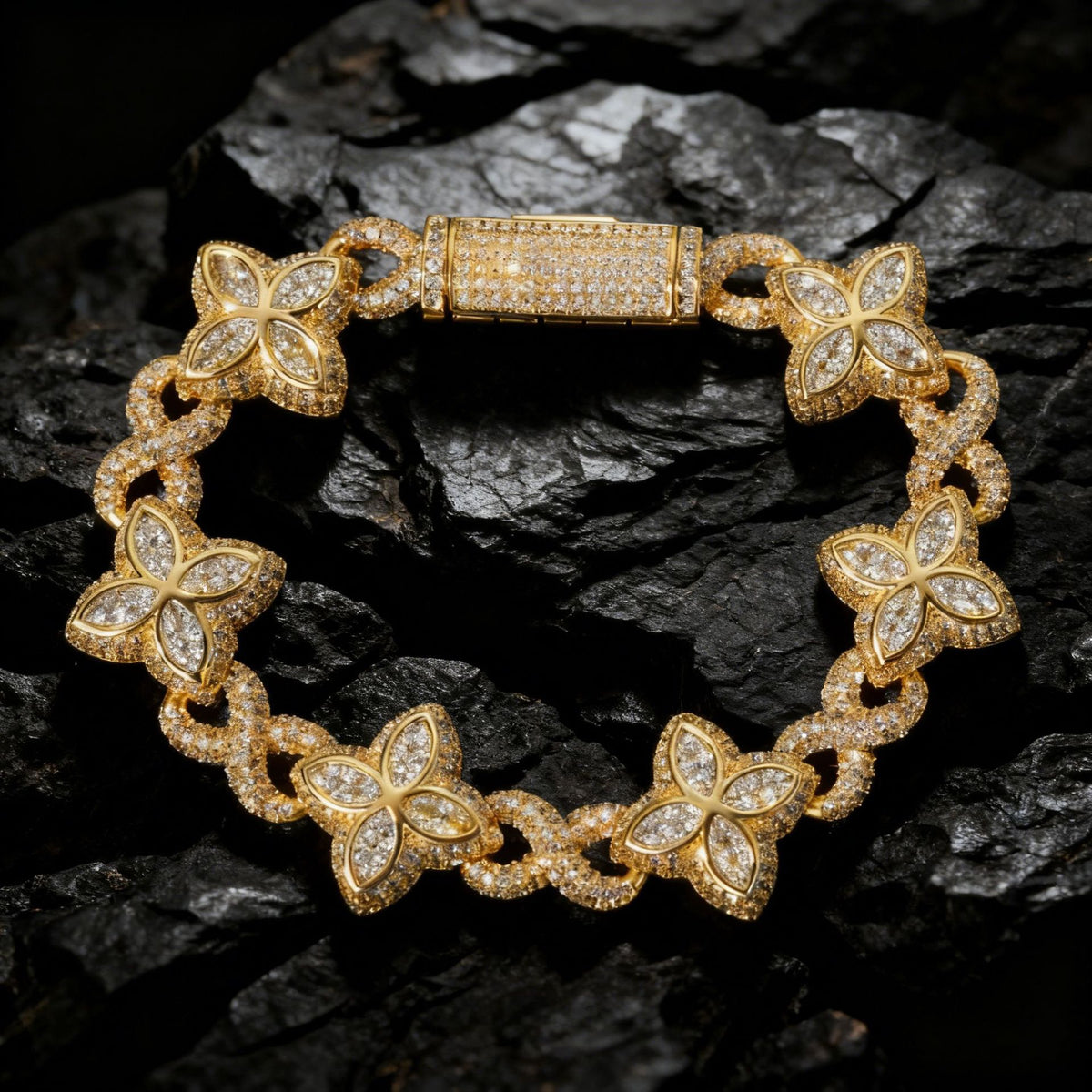 AURXYA Iced Clover Infinity Cuban Bracelet