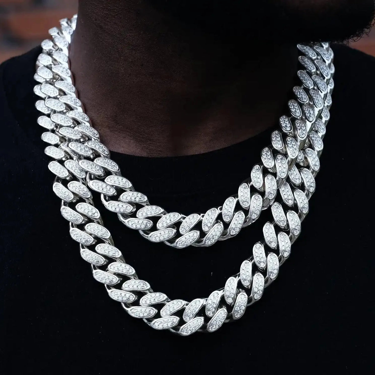 Box Clasp Iced Cuban Link Chain in White Gold - 19mm