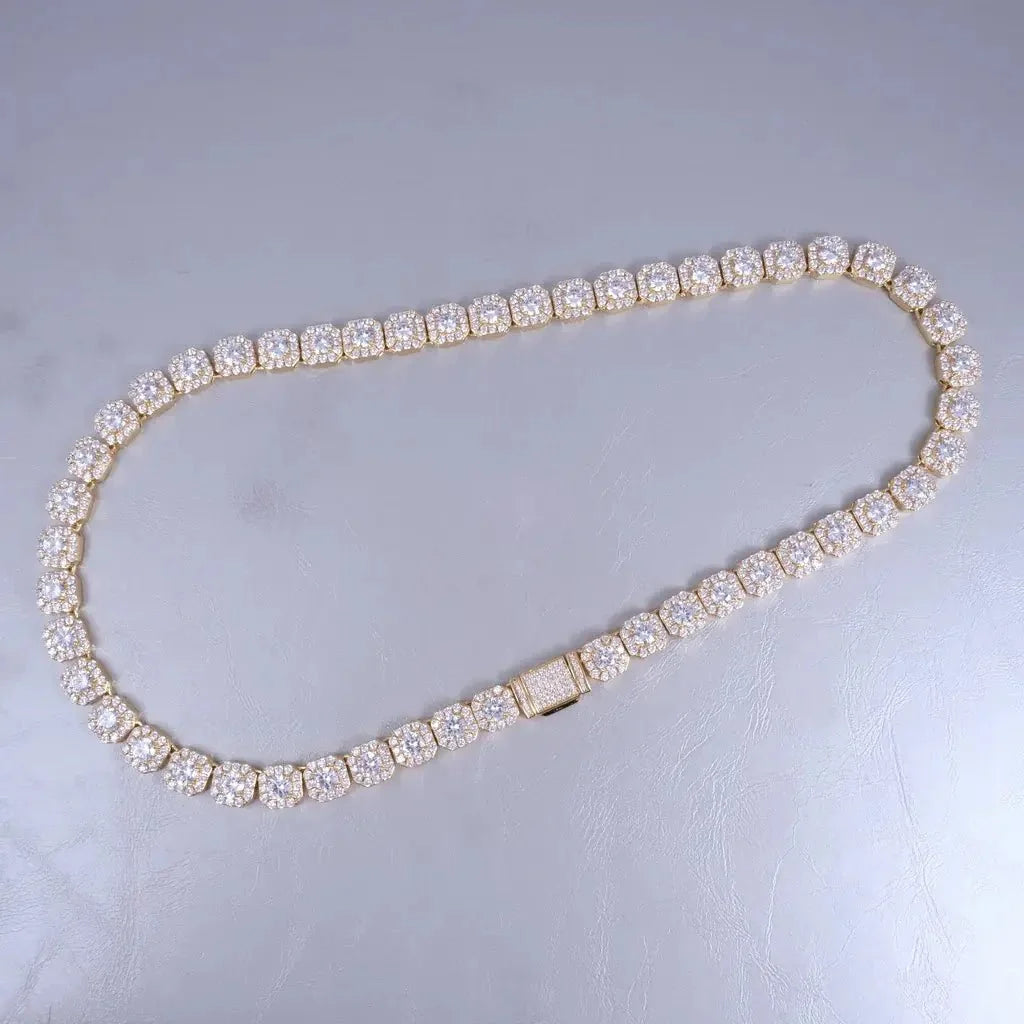 Clustered Tennis Chain in 18K Gold