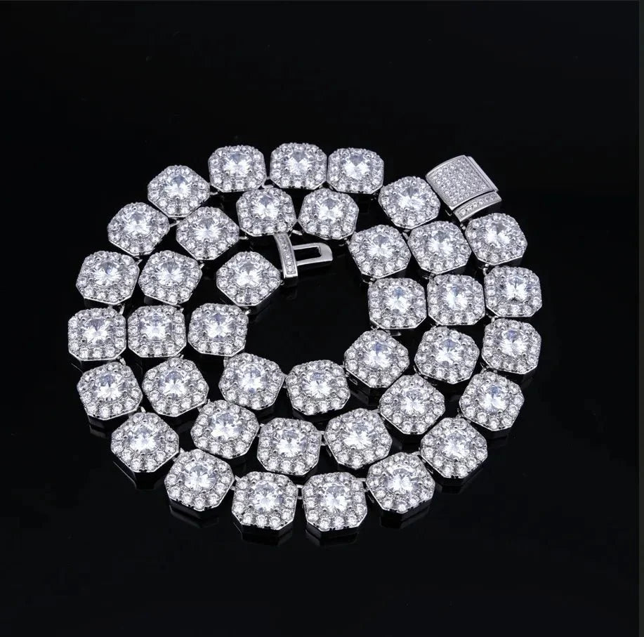Clustered Tennis Chain in White Gold