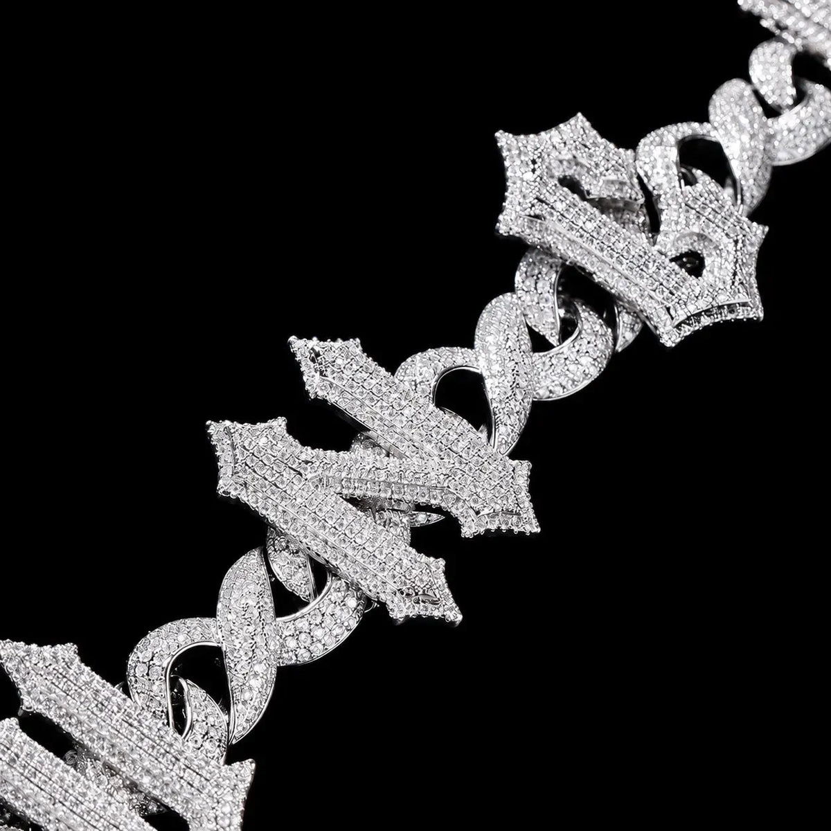 Custom Thorn-Spiked Letter Iced-Out Cuban Chain - 15mm