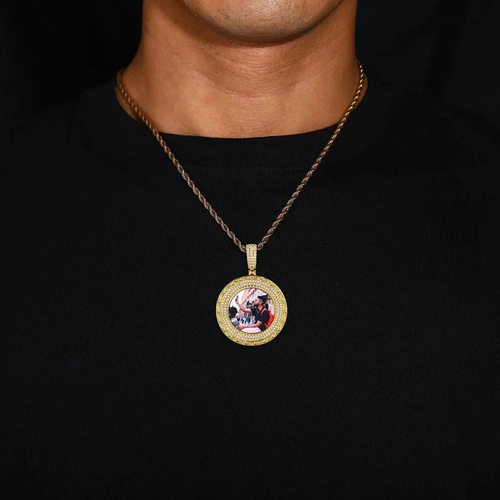Elegant Classic Memory Custom Photo Round Pendant in Yellow Gold - 38mm