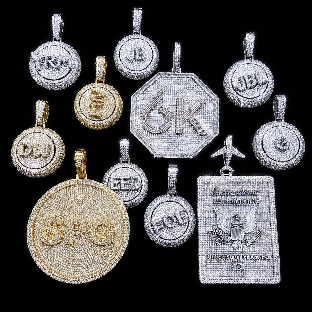 Rotating Custom 3D Letter Round Pendant – 43mm