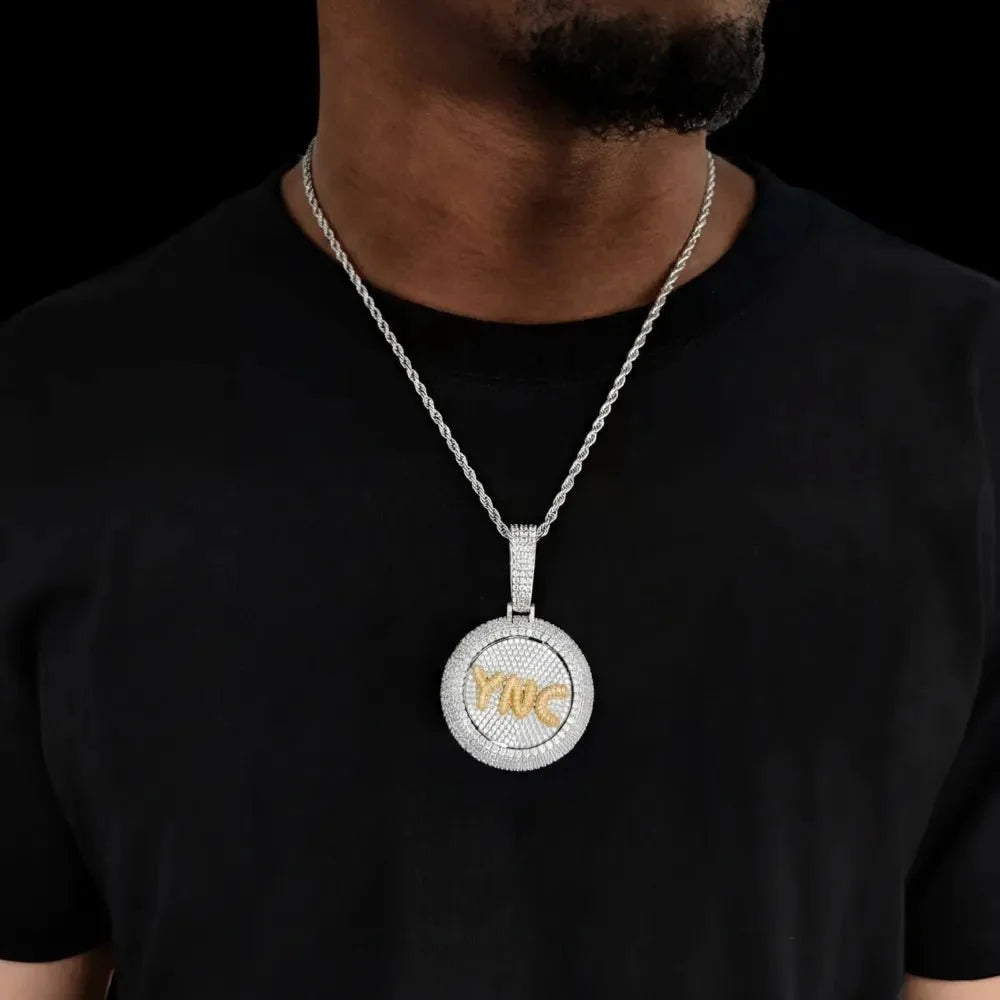 Rotating Custom 3D Letter Round Pendant – 43mm