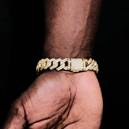 Iced Prong Cuban Bracelet in 18k Gold - 14mm