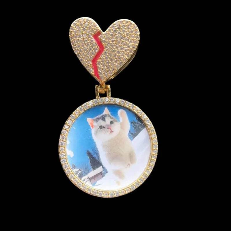 3D Customized Photo Heart Shaped Clasp Round Pendant - 35mm