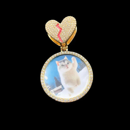 3D Customized Photo Heart Shaped Clasp Round Pendant - 35mm
