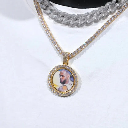 3D SPINNING 2-FACED CUSTOM PICTURE ROUND PENDANT