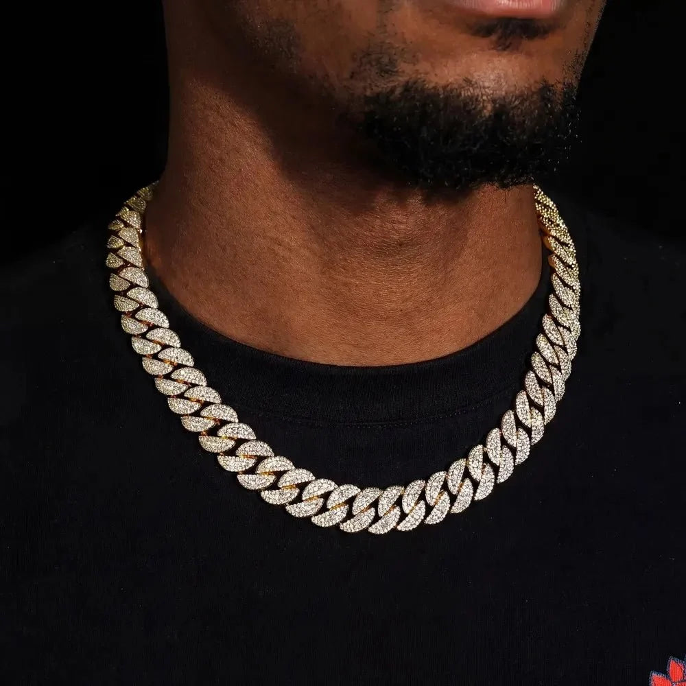 5A Prong Iced Cuban Link Chain in Yellow Gold - 14mm