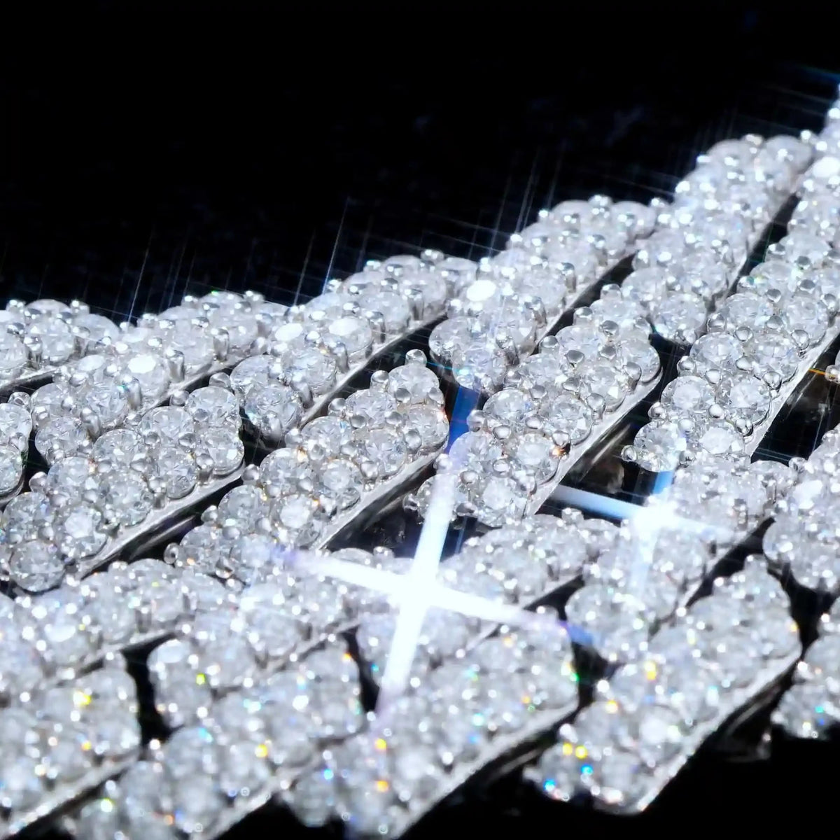 925S & VVS Moissanite 12MM Prong Cuban Link Chain