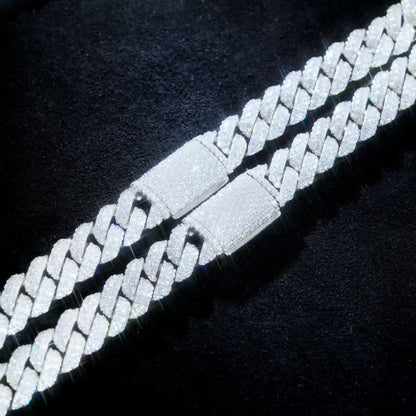925S & VVS Moissanite Cuban Link Chain - 10mm