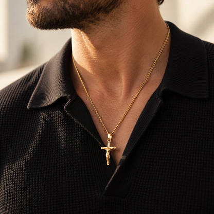 AURXYA Crucifix – Gold