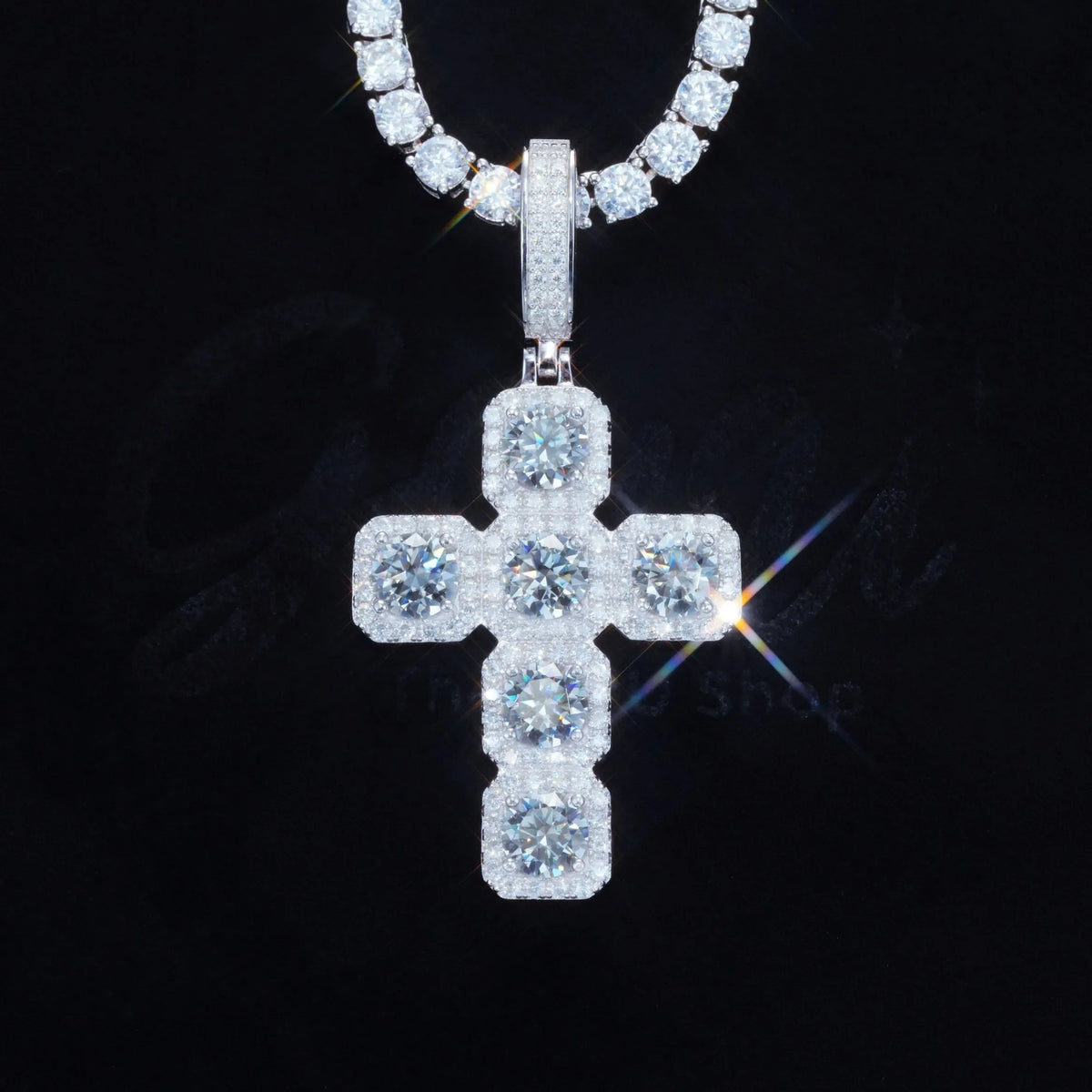 8.0 Carat VVS Moissanite Gemstone Cross Necklace In White Gold