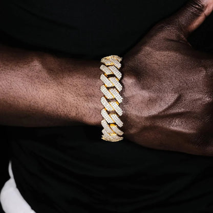 Diamond Prong Cuban Bracelet in 18k Gold - 19mm