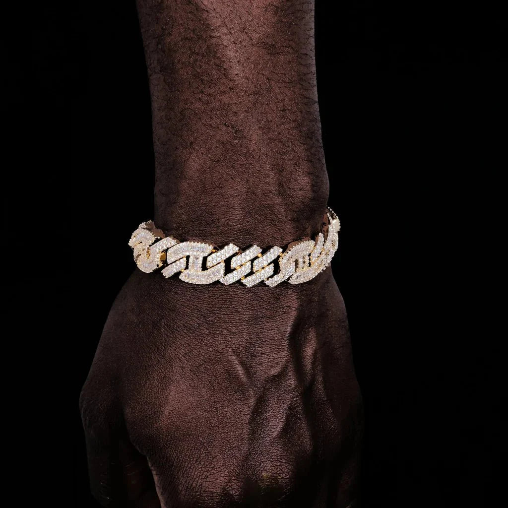 Prong Baguette Cuban Bracelet in 18K Gold - 12mm