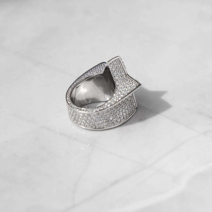 Iced Star Ring In White Gold - 26mm