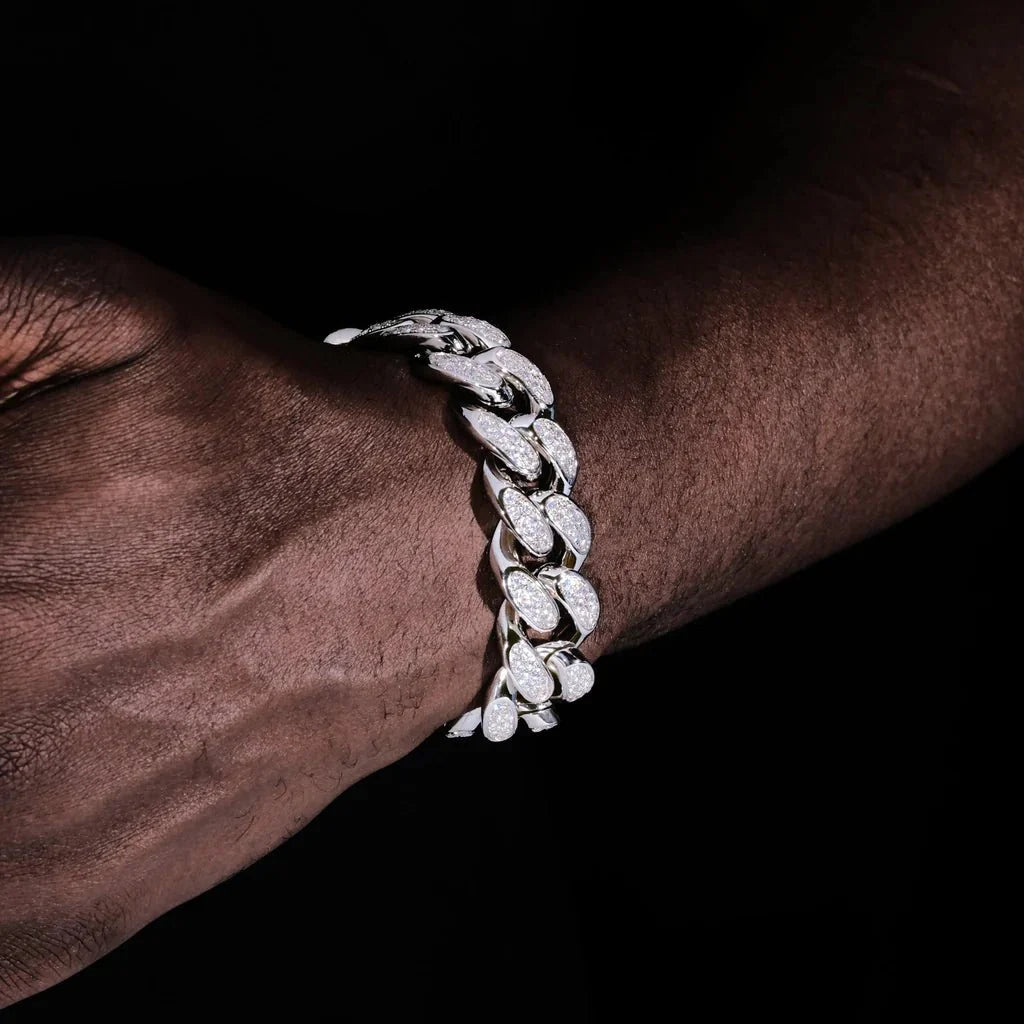 Iced Cuban Link Bracelet in White Gold - 19mm