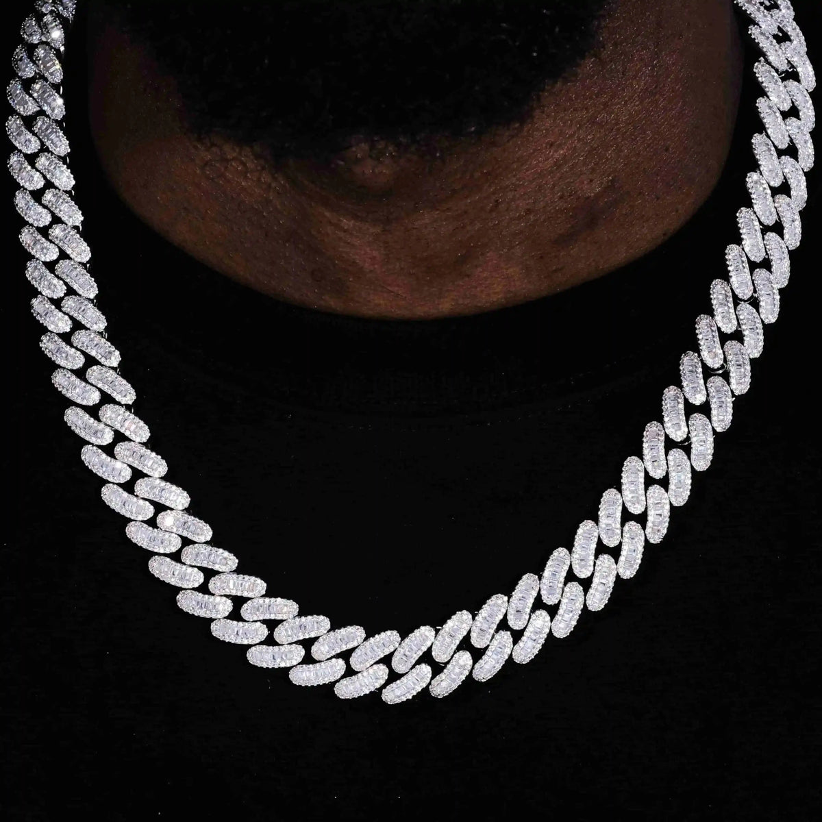 Baguette Cuban Link Chain in White Gold - 16mm