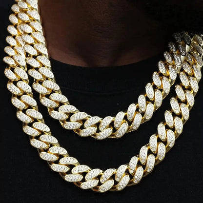 Box Clasp Iced Cuban Link Chain in 18K Gold - 19mm
