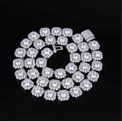 Clustered Tennis Chain in White Gold
