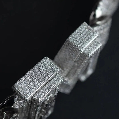 Custom Single-Letter Iced-Out Miami Cuban Chain – 30mm