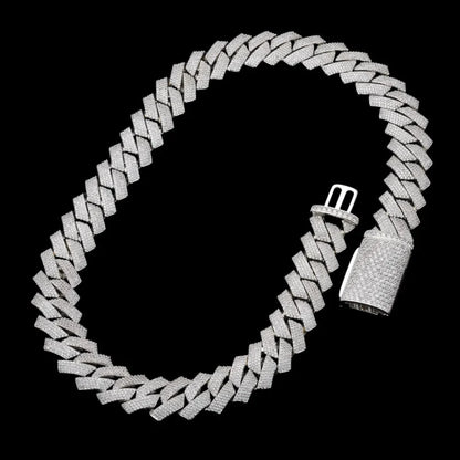 Full Iced-Out Rhombus Cuban Link Chain in White Gold - 20mm