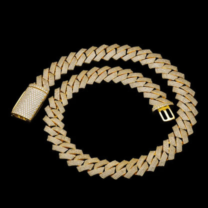 Full Iced-Out Rhombus Cuban Link Chain in White Gold - 20mm