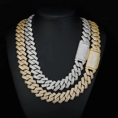 Full Iced-Out Rhombus Cuban Link Chain in White Gold - 20mm