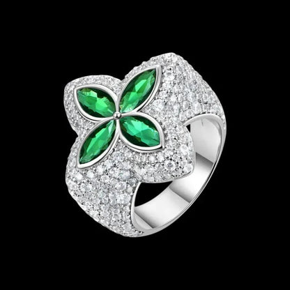 Iced Clover Rings in Yellow Diamond - 25mm