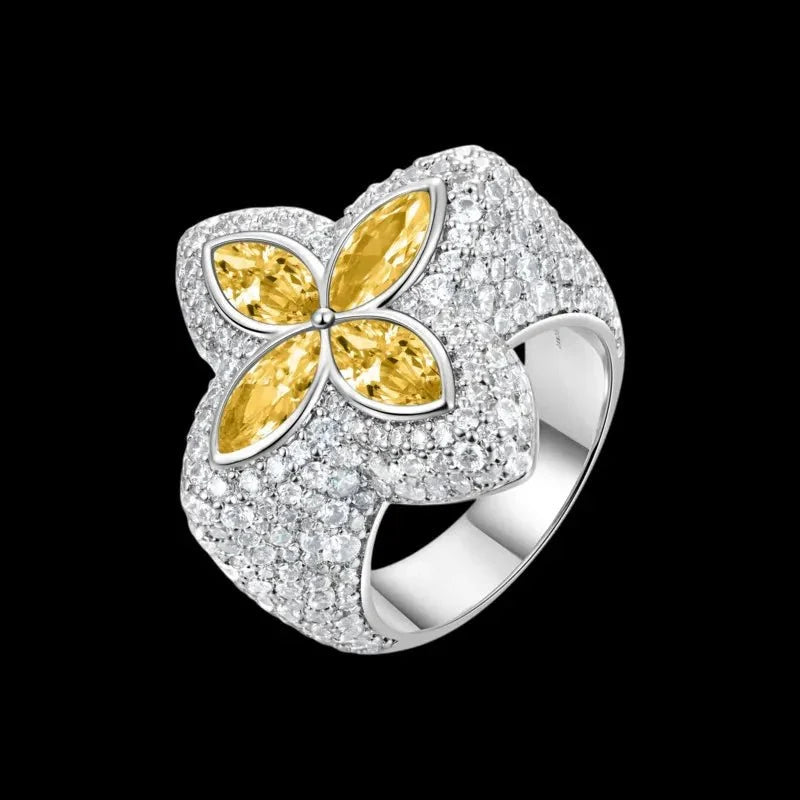 Iced Clover Rings in Yellow Diamond - 25mm
