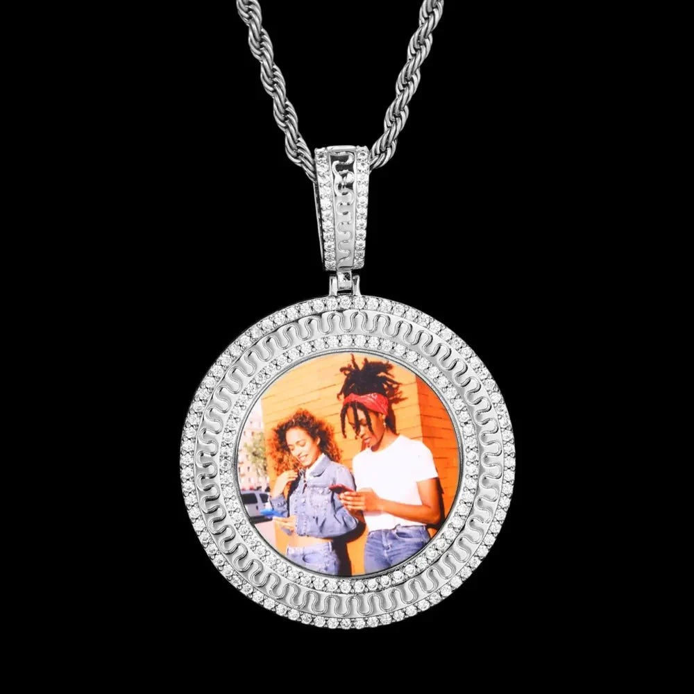 Rippled Classic Memory Round Photo Frame Pendant - 42mm