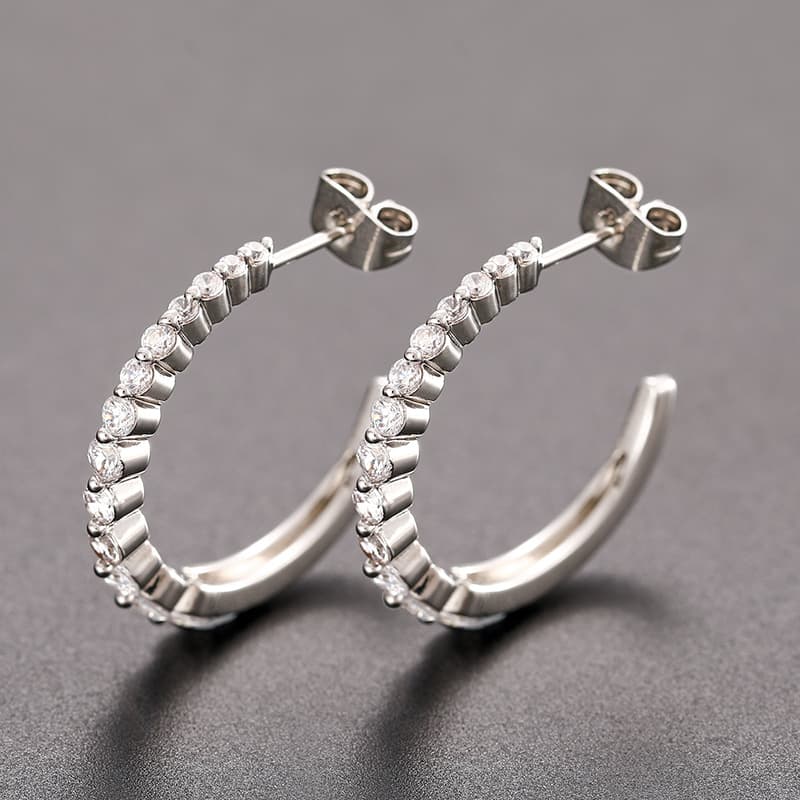 S925 VVS Moissanite Earrings in 18K Gold Plating for Hip-Hop Style
