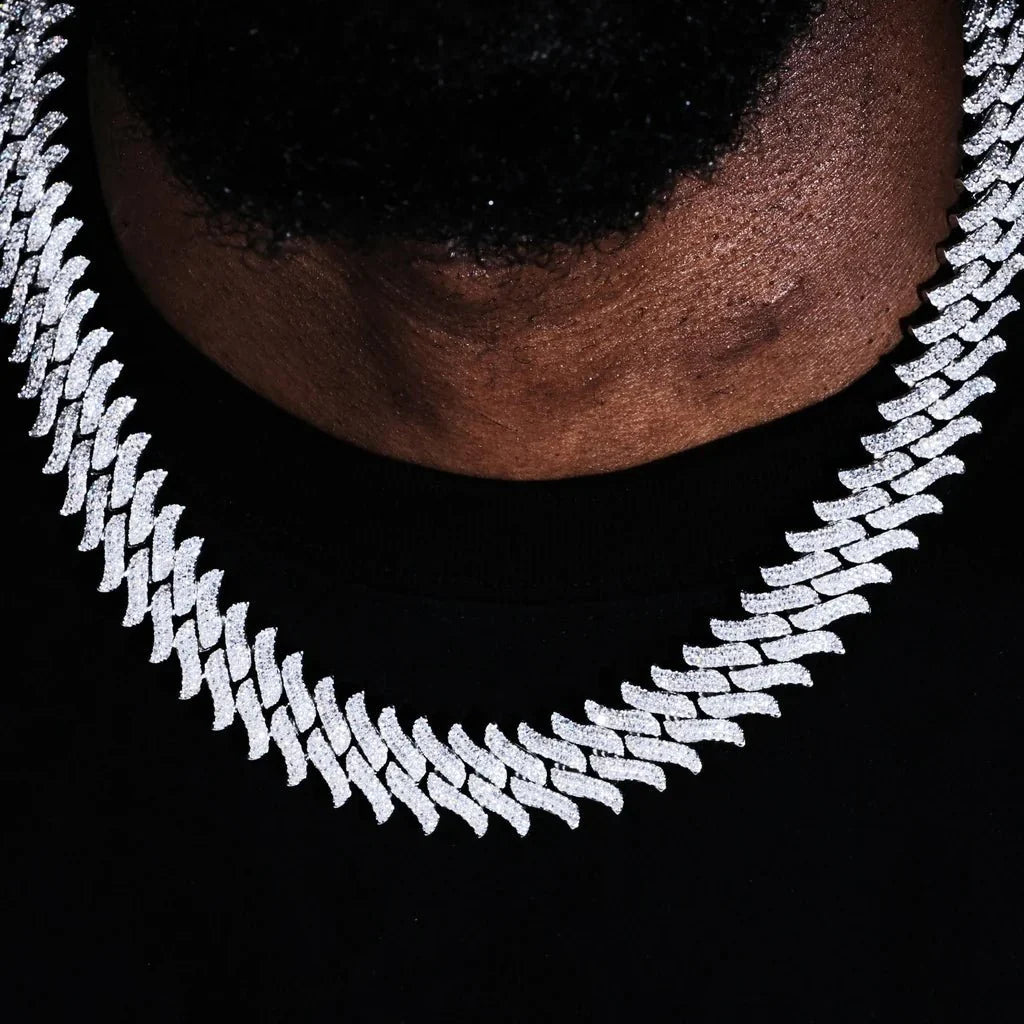 Spiked Iced Cuban Chain in White Gold - 20mm